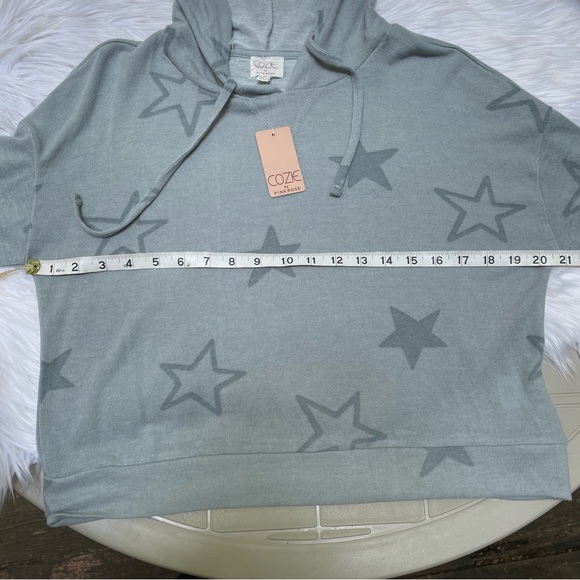 Cozie by Pink Rose Sage Stars Lounge Set Hoodie and Joggers Medium - Picture 11 of 16